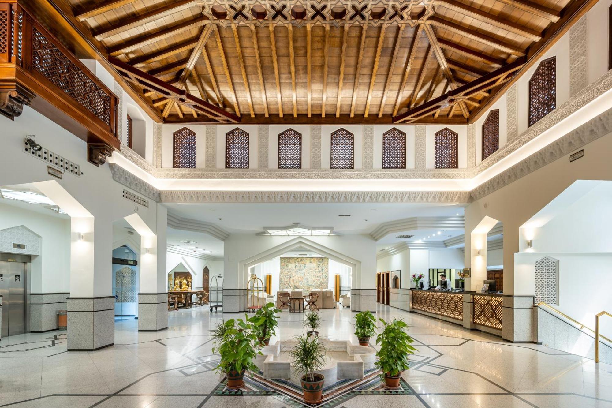 Hotel Saray Гранада Екстериор снимка